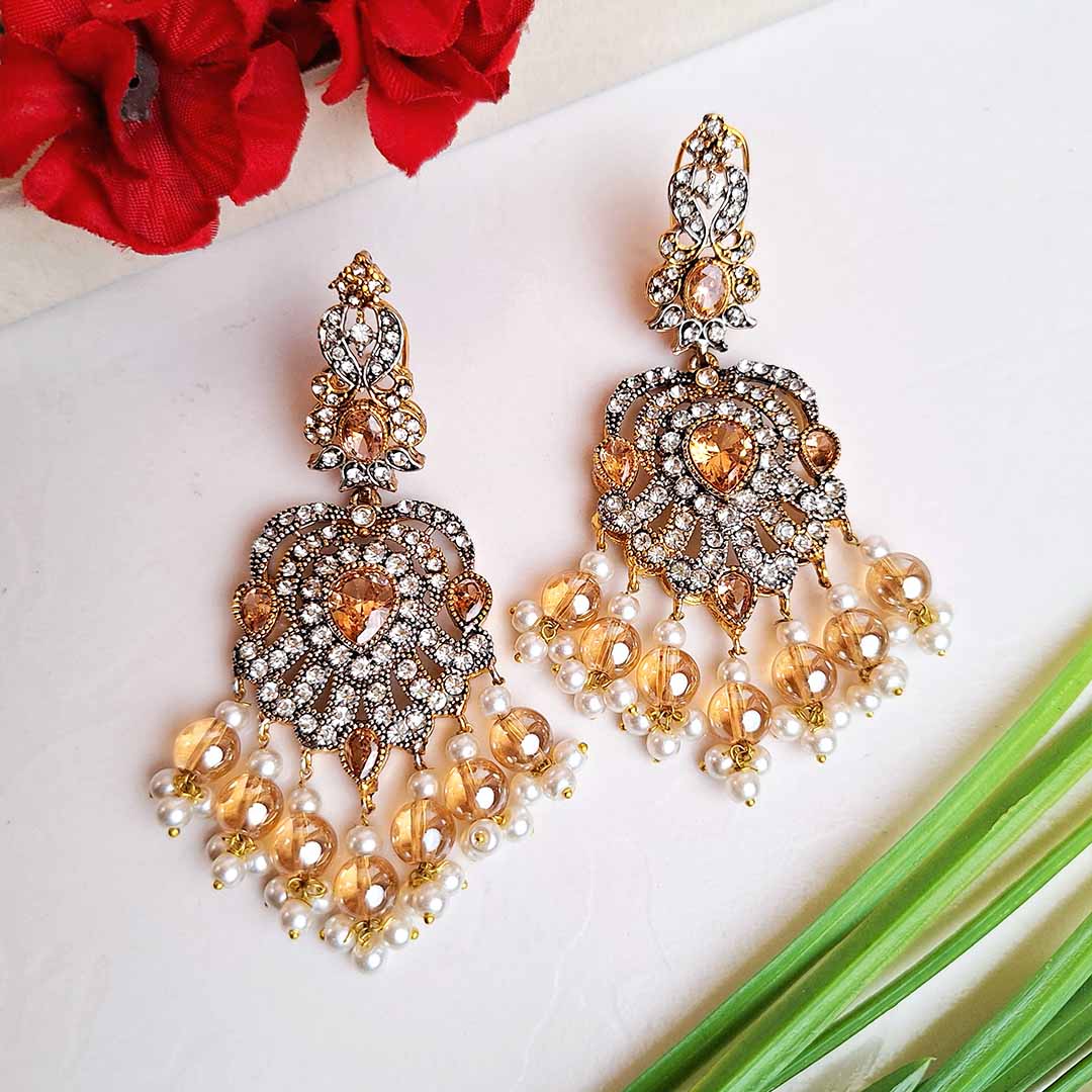 Aleeza Earrings (Champagne)