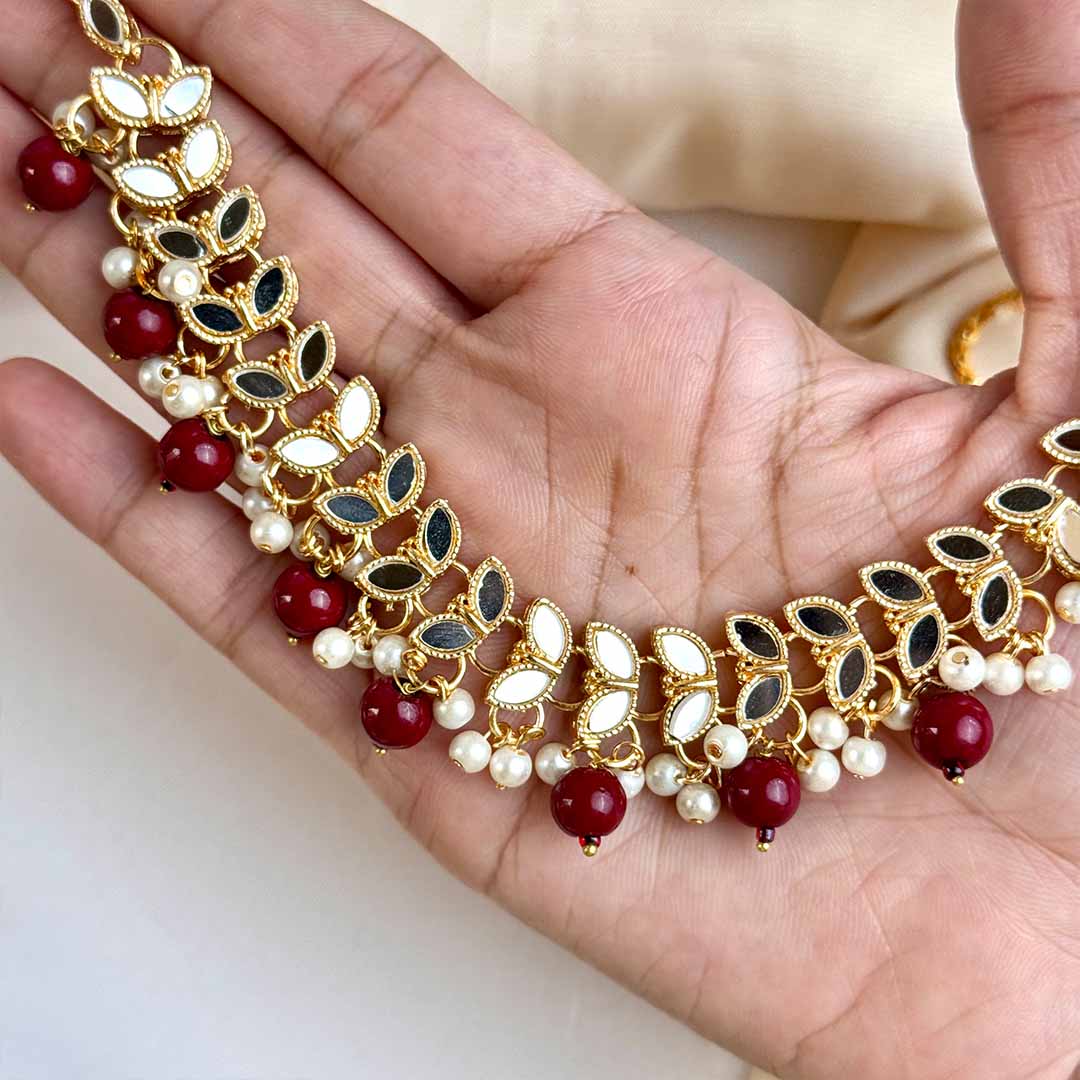 Leaf Necklace (Maroon)