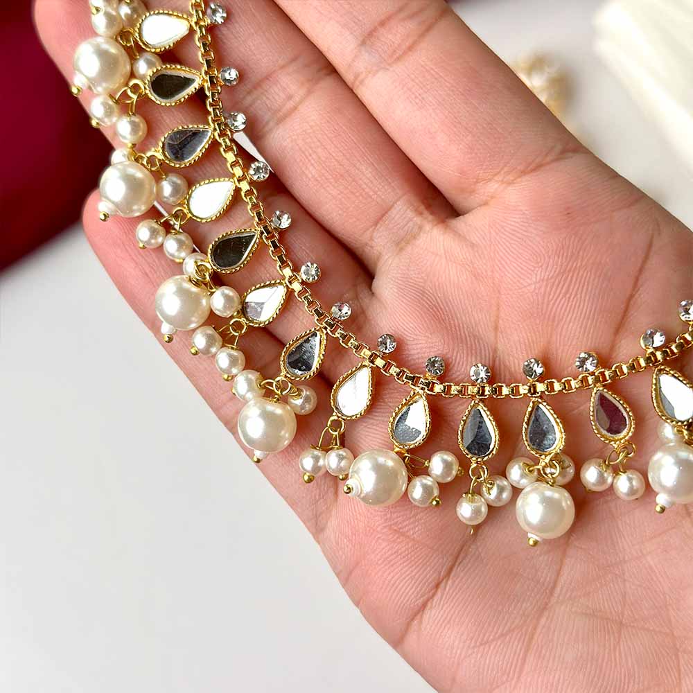 Neelum Necklace (Pearl)