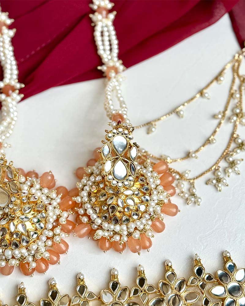 Mehr Un Nisa (Peach)