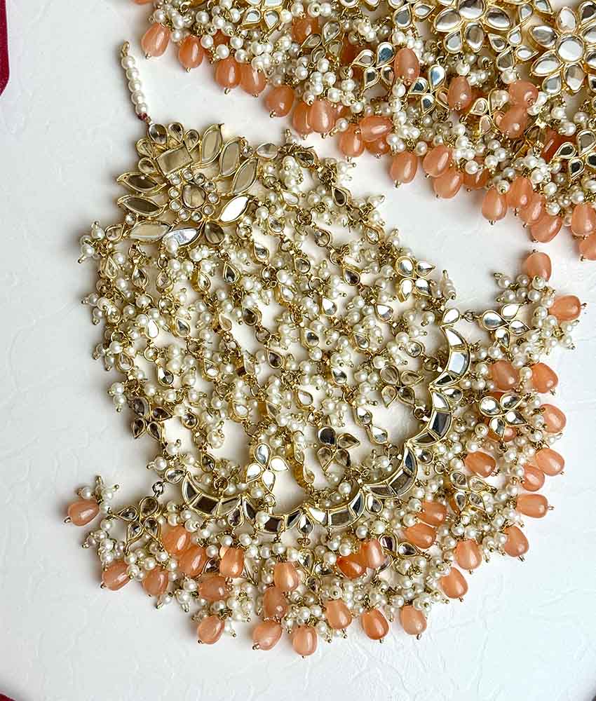 Mehr Un Nisa (Peach)