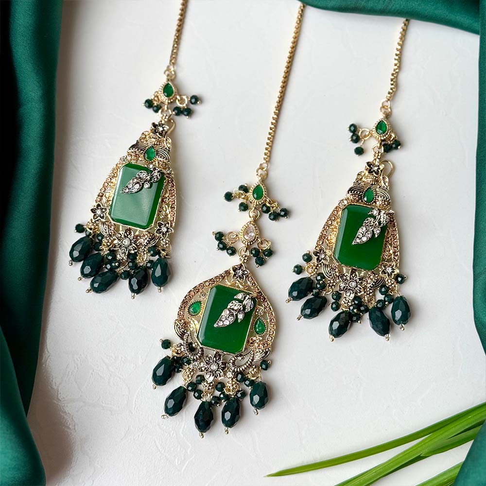 Zarala Earrings Teeka Set (Green)