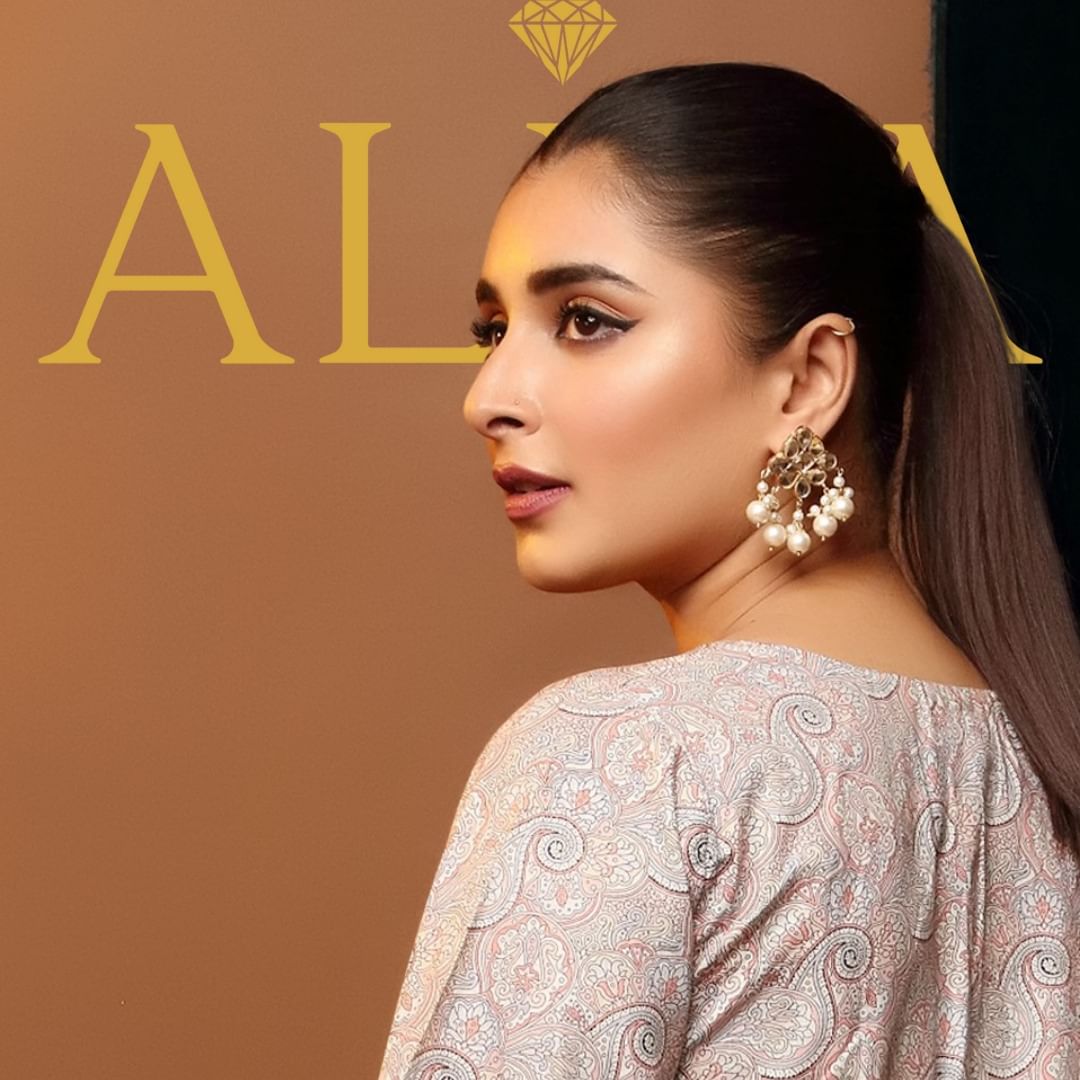 Discovering the beauty of artificial jewelry in Pakistan: trends, designs, and traditions - Alita Accessories
