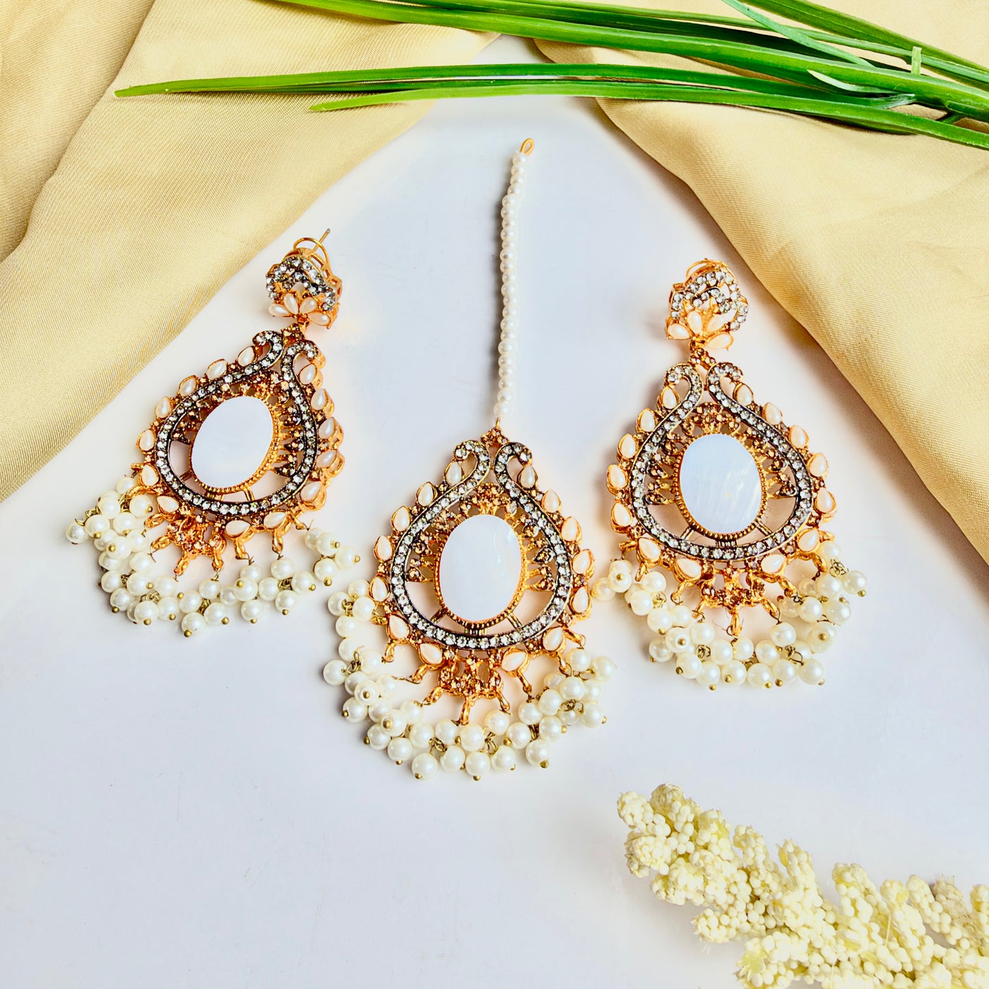 Afsana Set (Pearl)