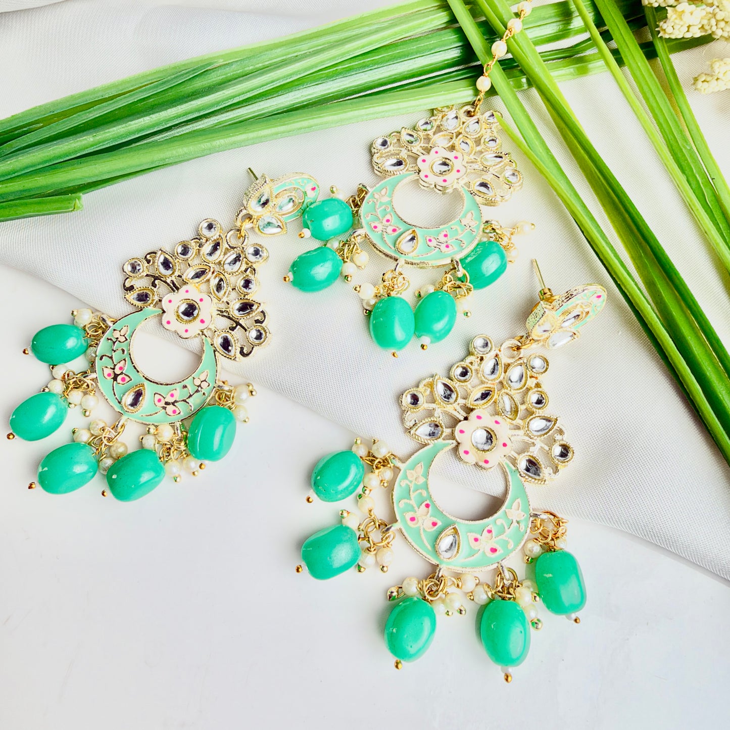 Chaand Baali (Mint)