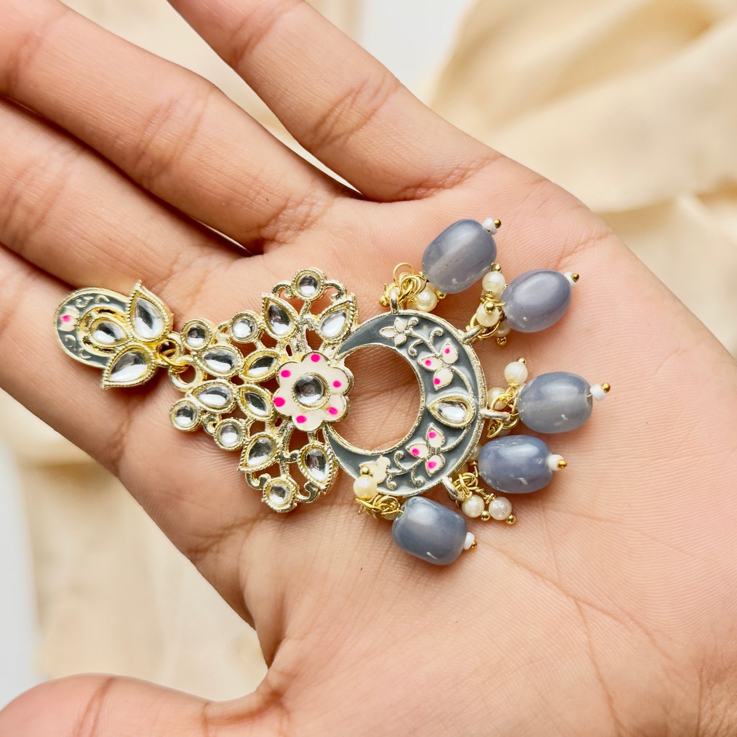 Chaand Baali (Smokey Grey)