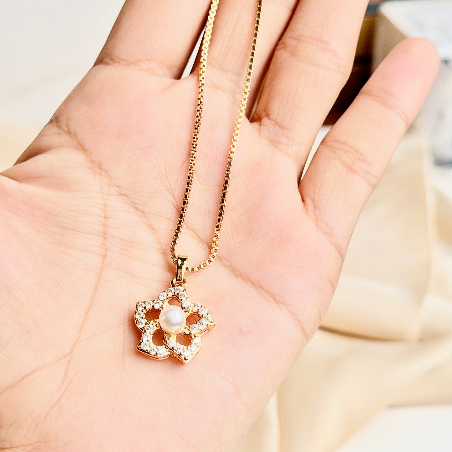 Charm Locket Set (Pearl)