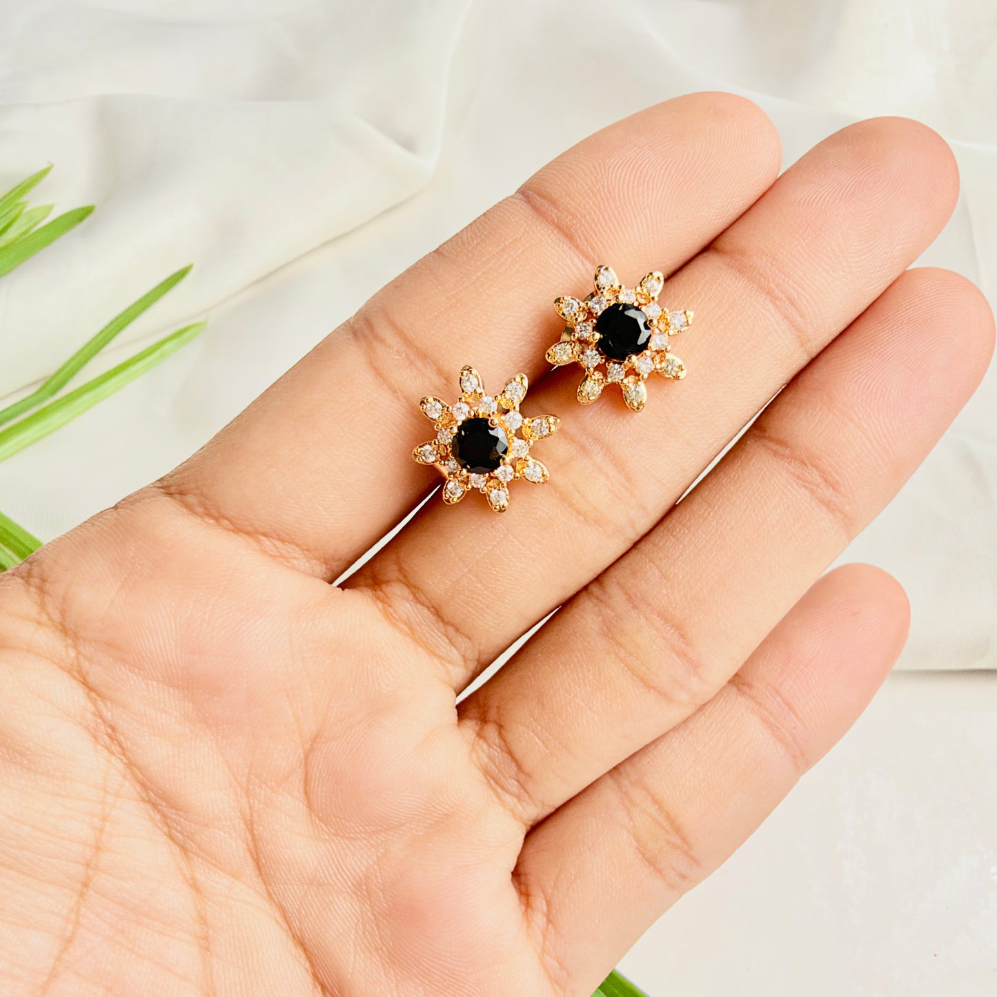 Ella Locket Set (Black)