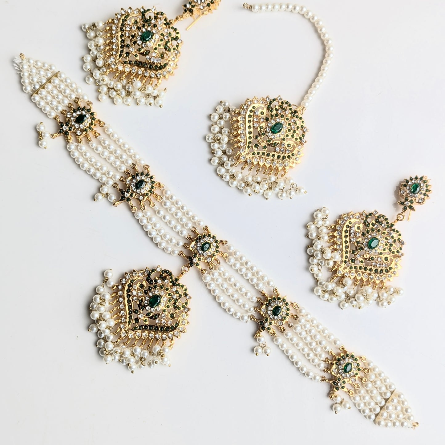 Emerald Naurattan Set