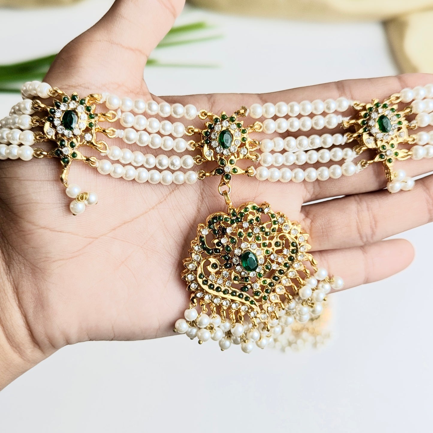 Emerald Naurattan Set