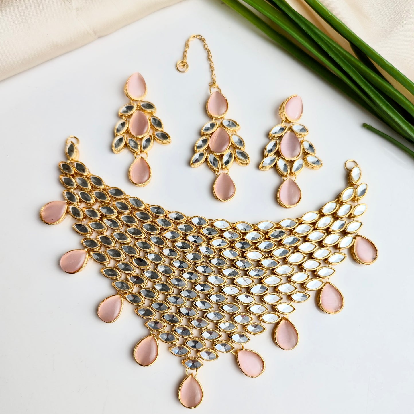 Gul-e-Shahi Necklace Set (Pink)