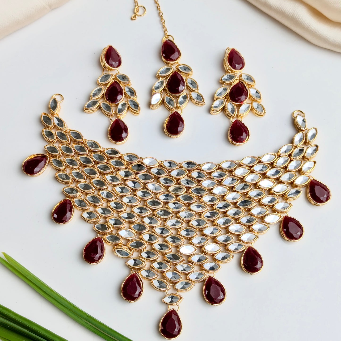 Gul-e-Shahi Necklace Set (Ruby)