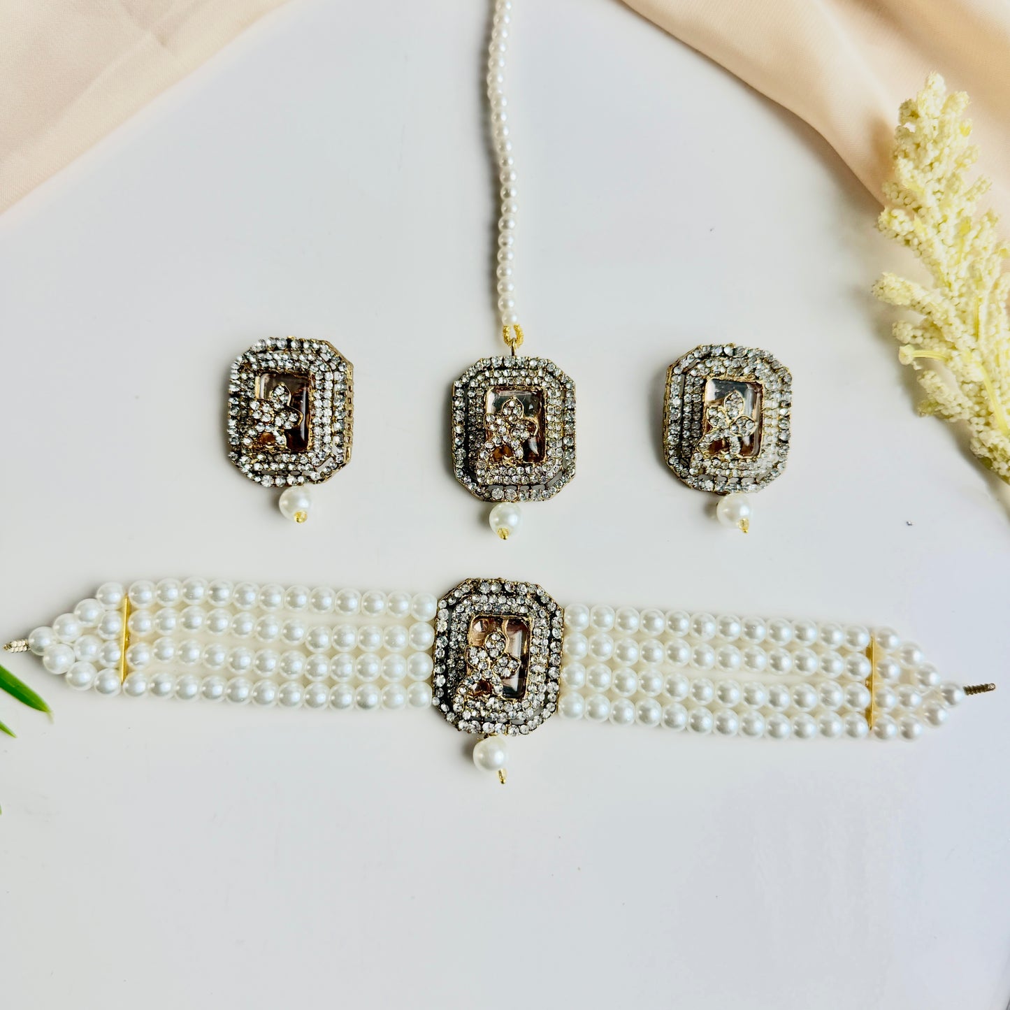 Jahanara Golden Set (Champagne)