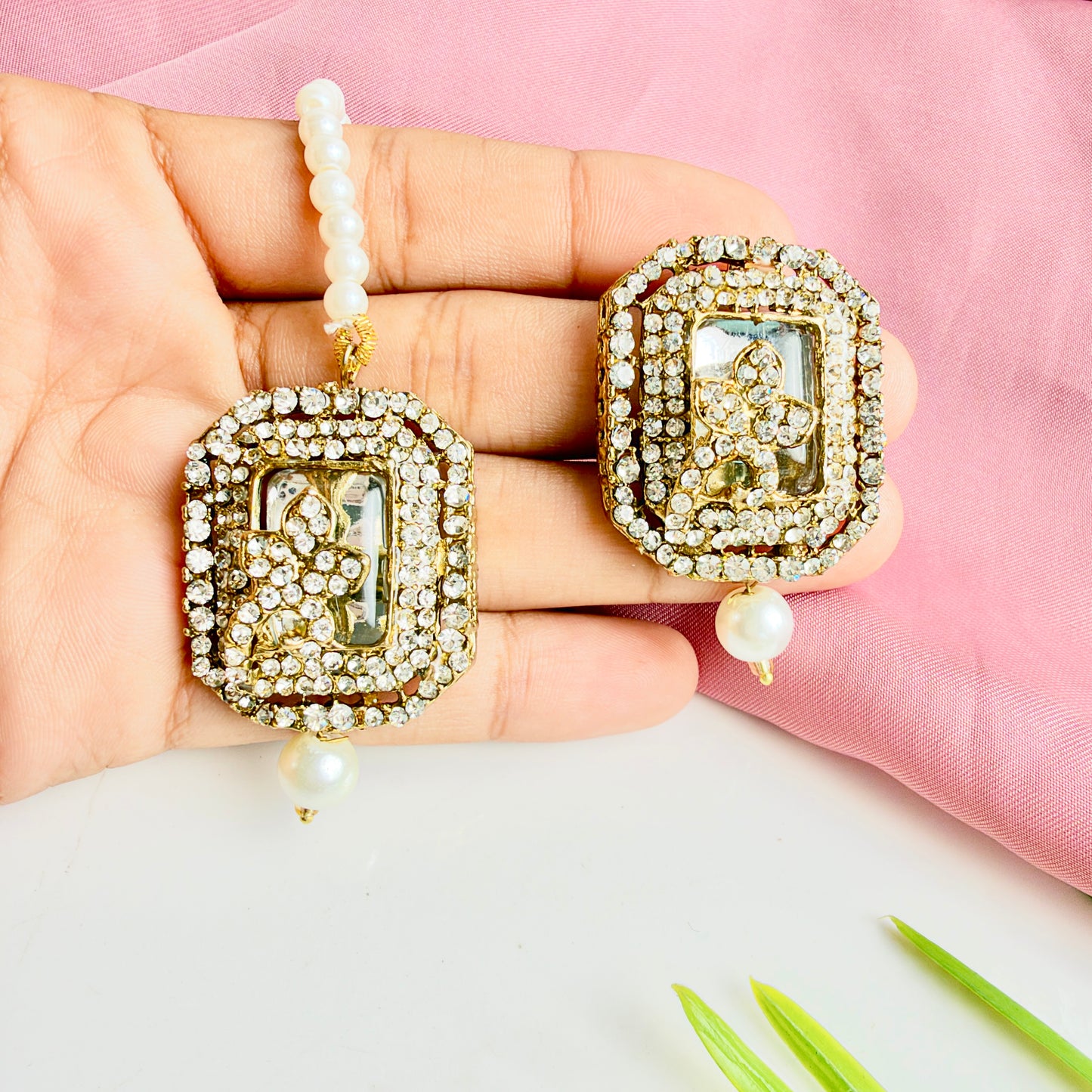 Jahanara Golden Set (Crystal)