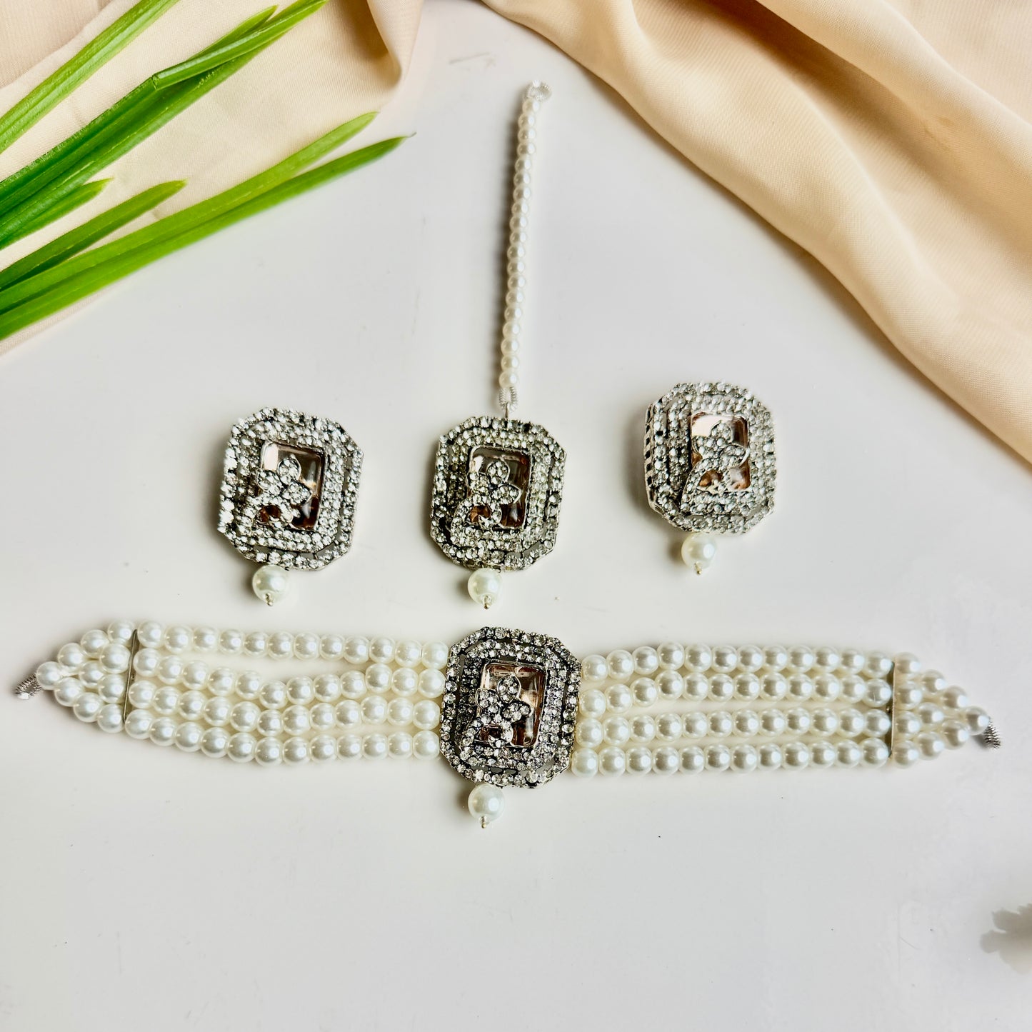 Jahanara Silver Set (Champagne)