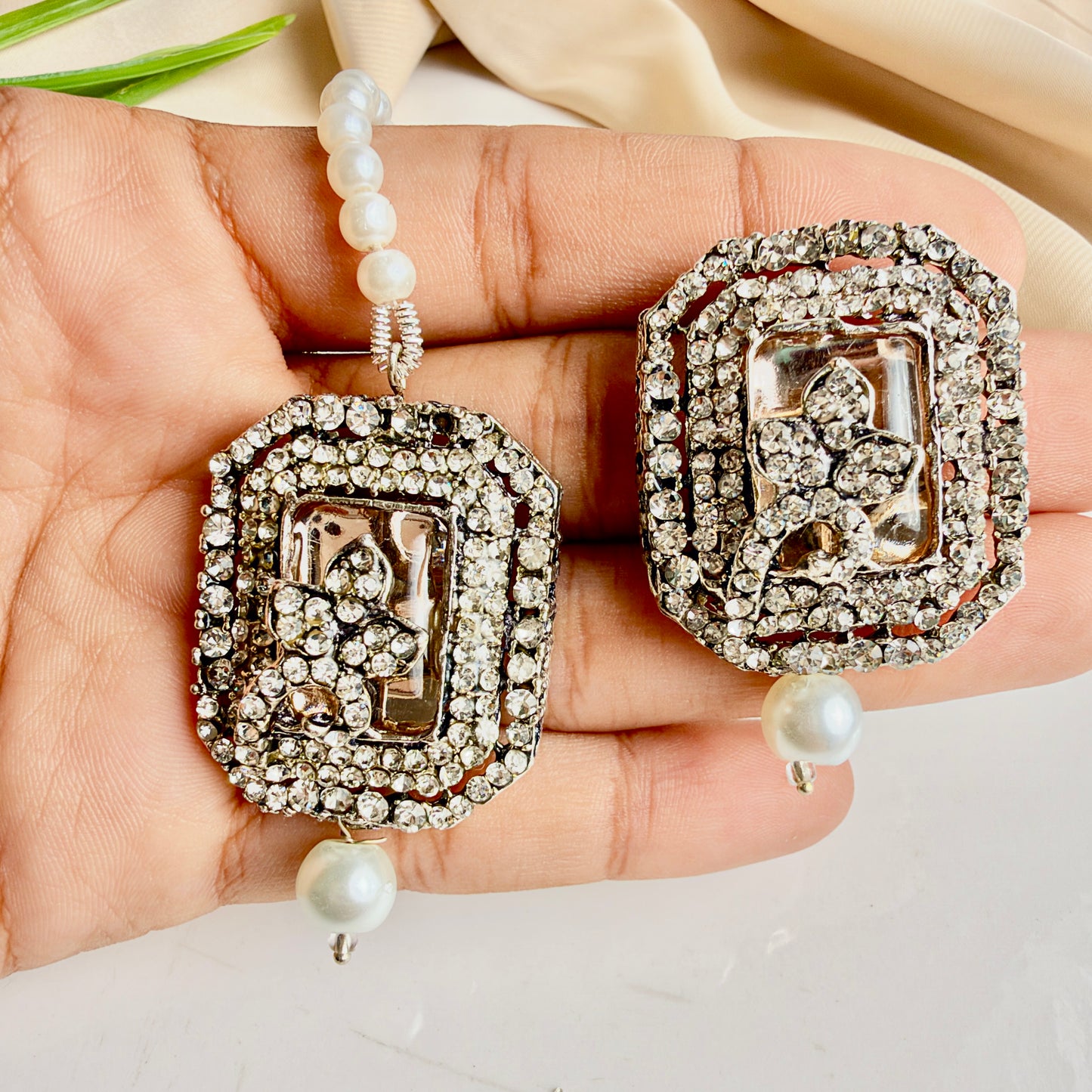 Jahanara Silver Set (Champagne)
