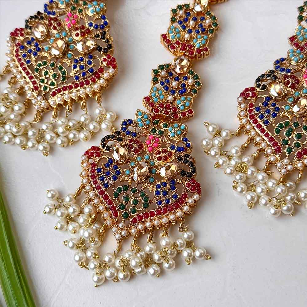 Manisha Earrings Teeka Set