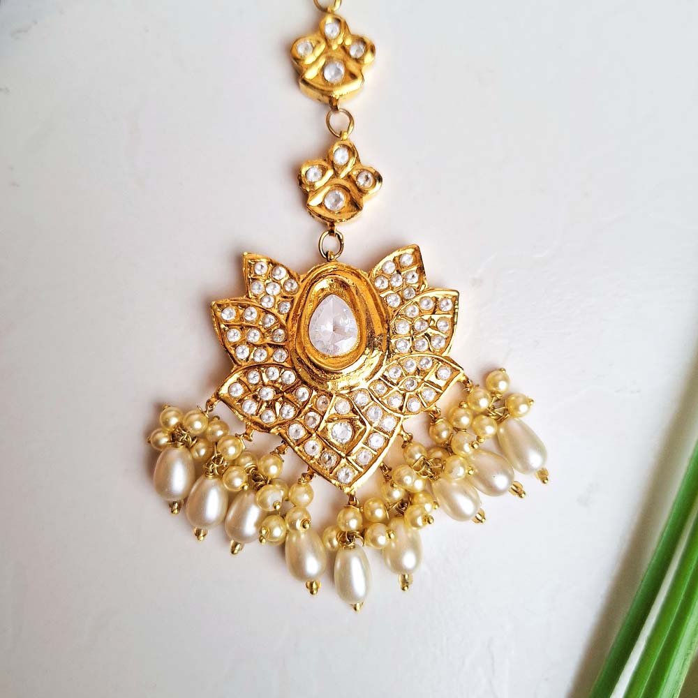 Mehar Bindiya