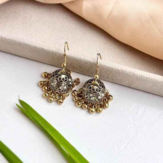 Naheed Jhumki