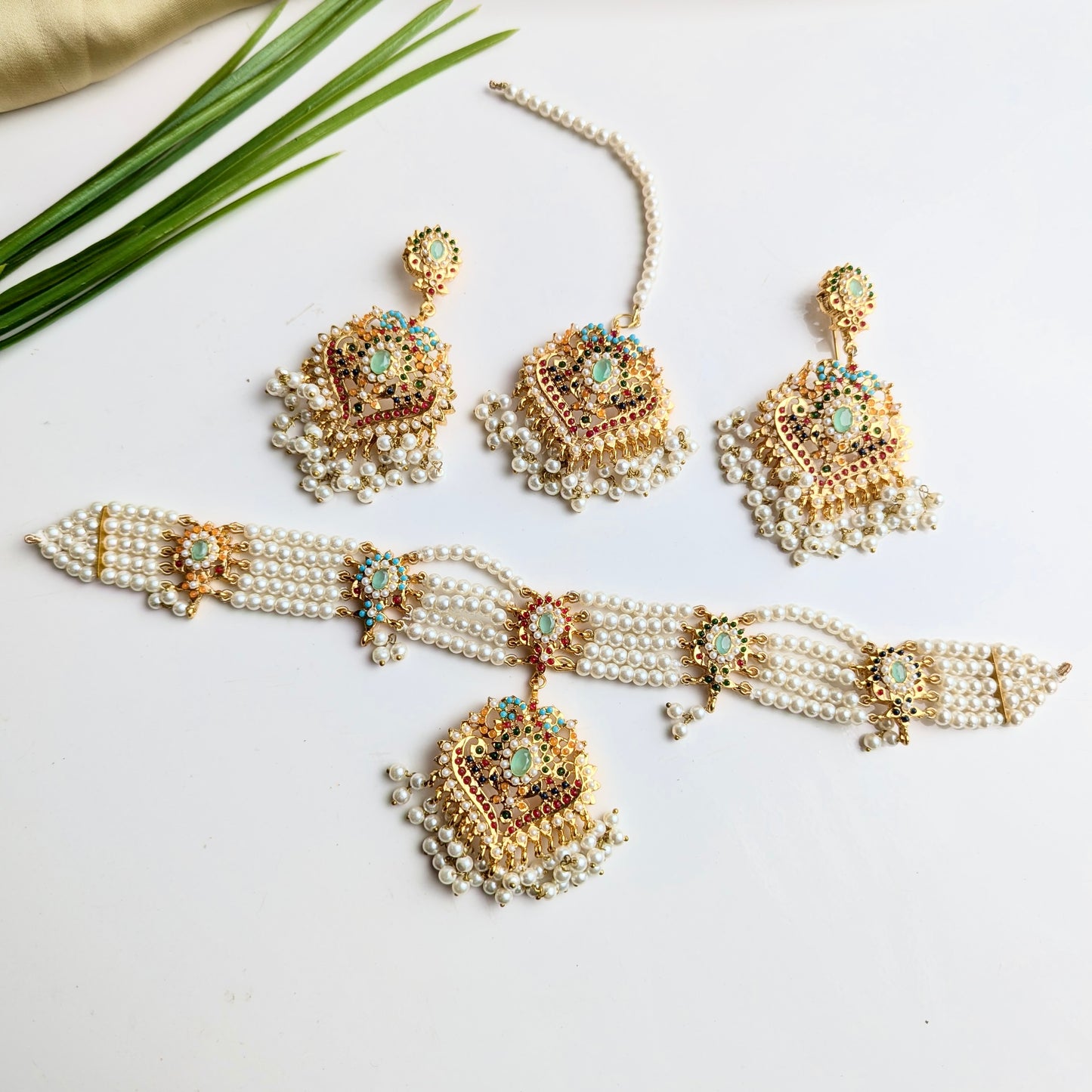Naurattan Pearl Set (Mint)