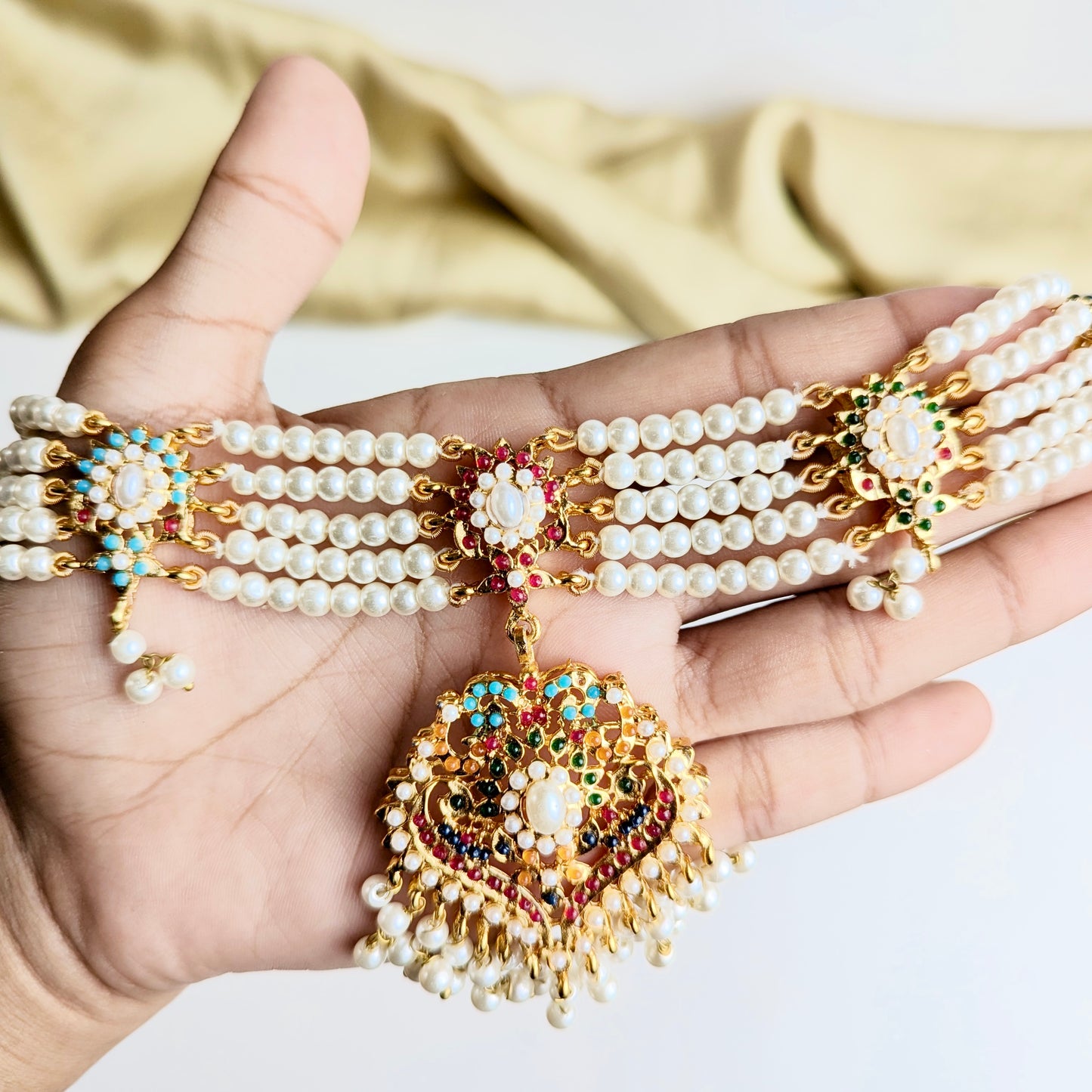 Naurattan Pearl Set (Pearl)