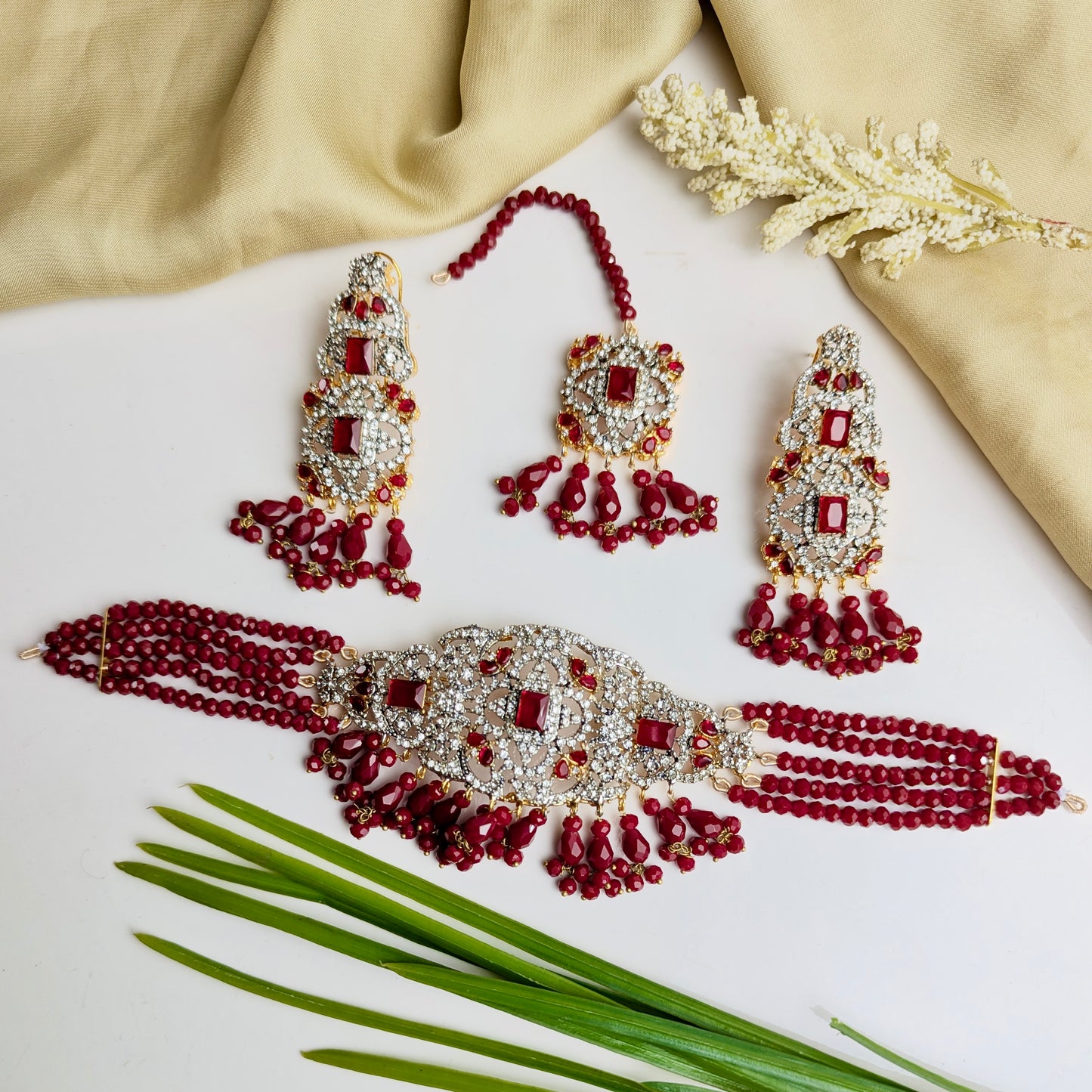 Noor-e-Panna Set (Red)