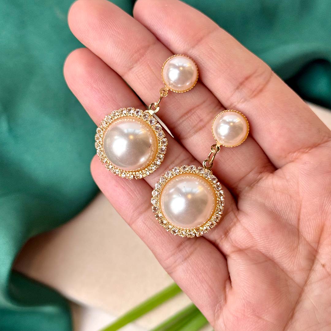 Pearl Earrings (Golden)