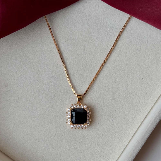 Rhombus Pendant (Golden Black)