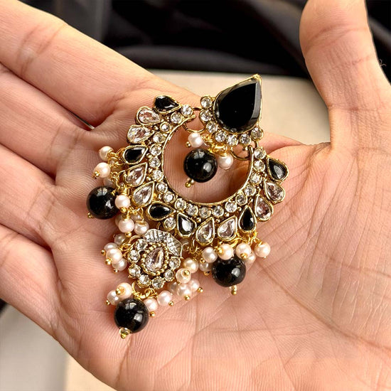 Saadiya Earrings (Black)