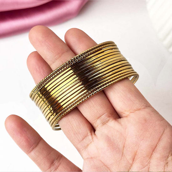 Sasha Bangles (Golden)