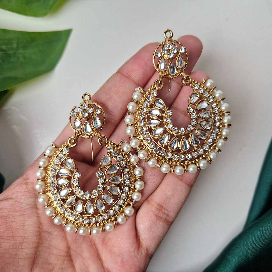 Sehar Earrings and Teeka Set(Golden)