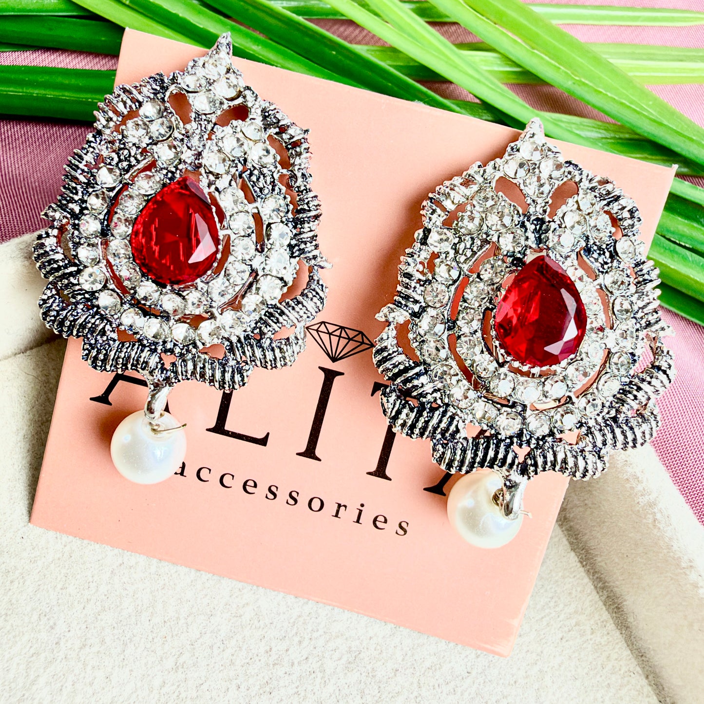 Silver-Tone Stud (Red)