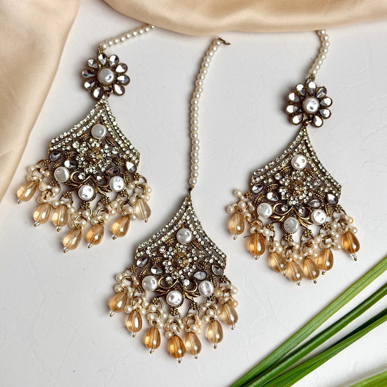 Arshia earrings and teeka set (Champagne)