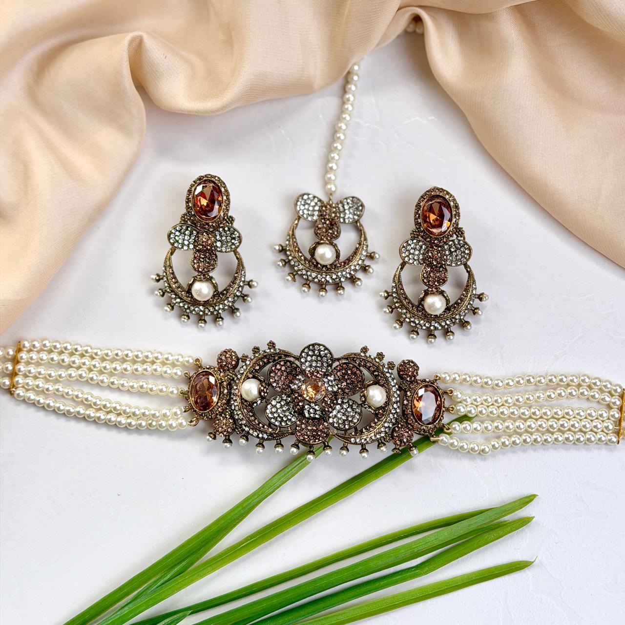 Jaisha set (Champagne)