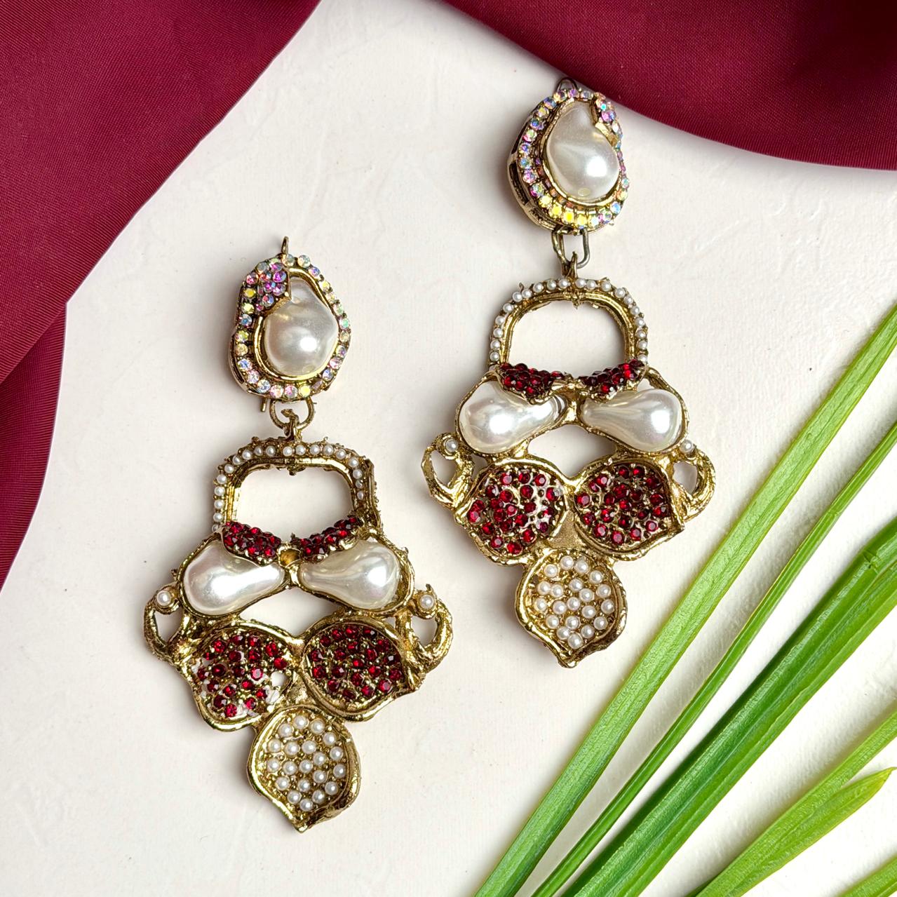 Dina earrings(Maroon)