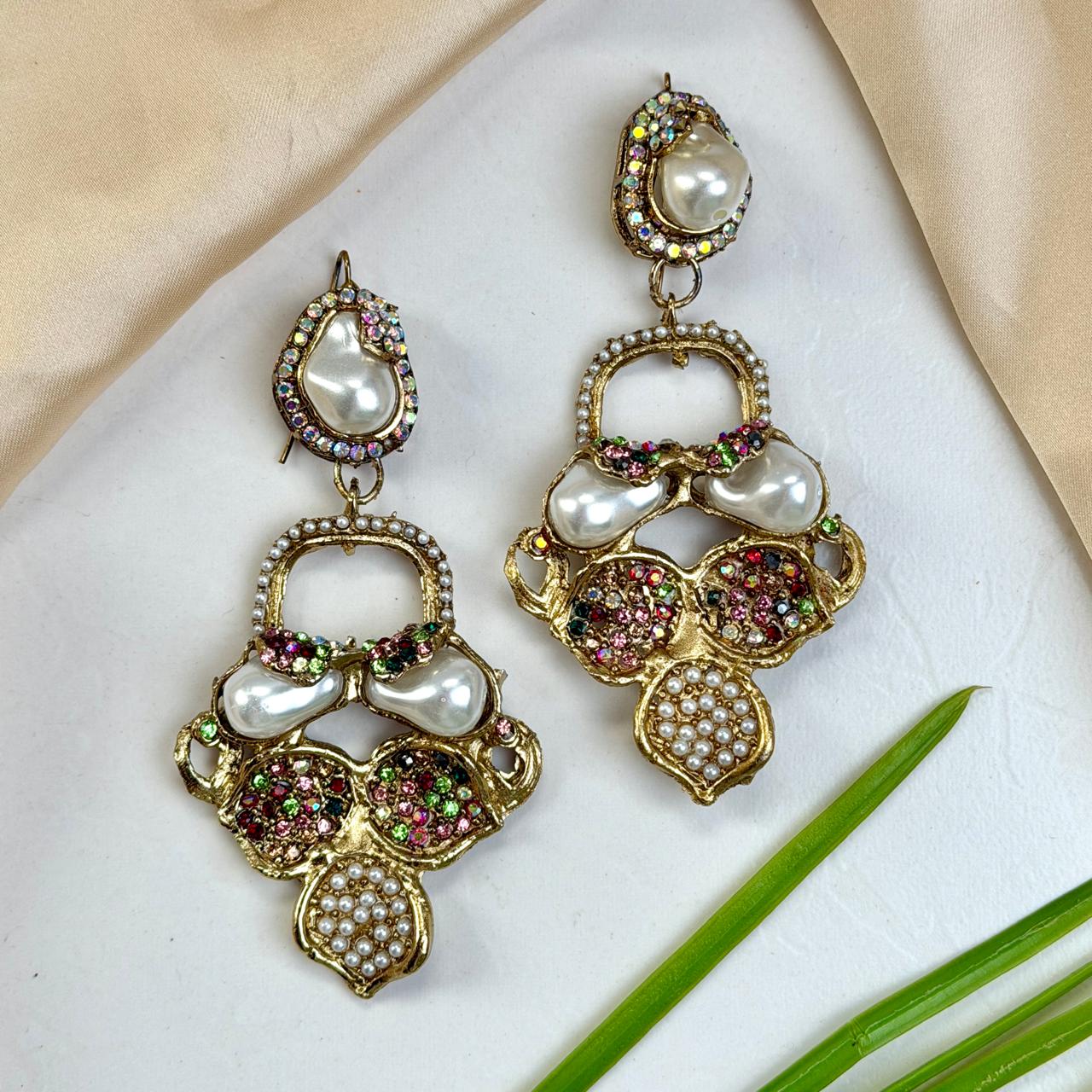 Dina earrings(Multi Color)