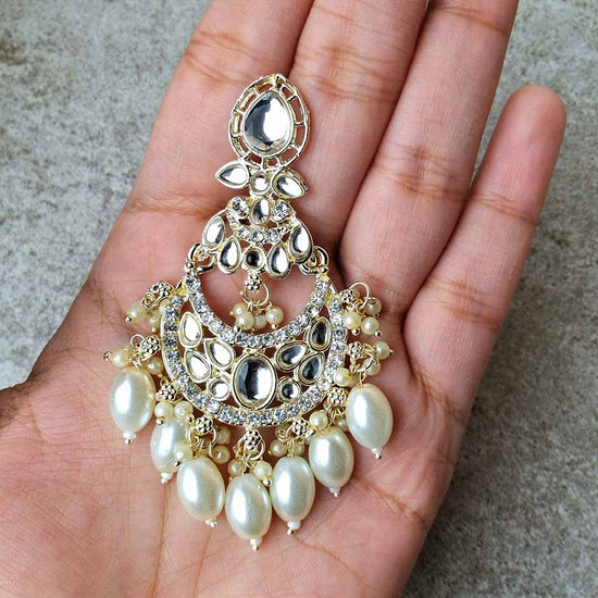 Zaria Earrings