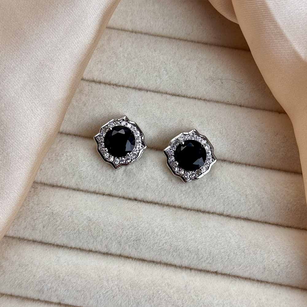 Asha Studs (Silver Black)