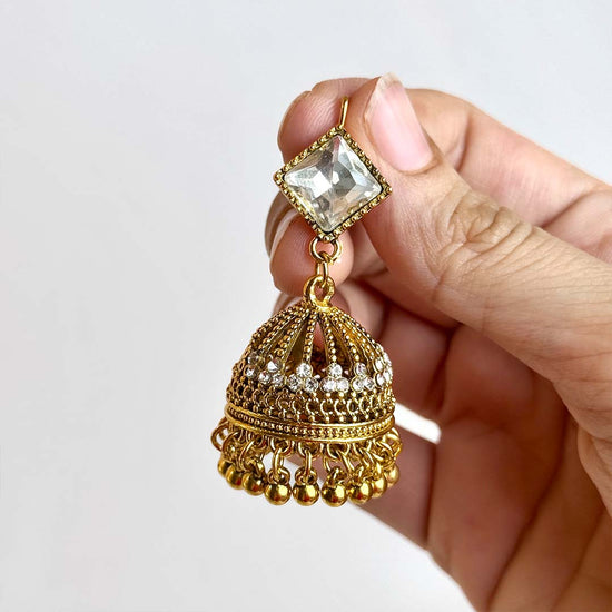 Banu Jhumka Earrings (Golden)