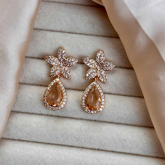 Floria Earrings (Champagne)