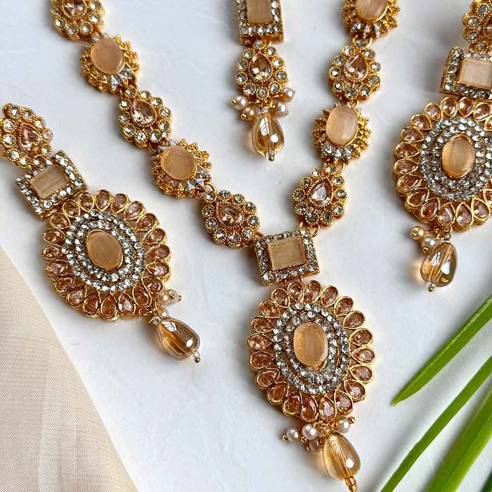 Huram Maala Set (Beige)