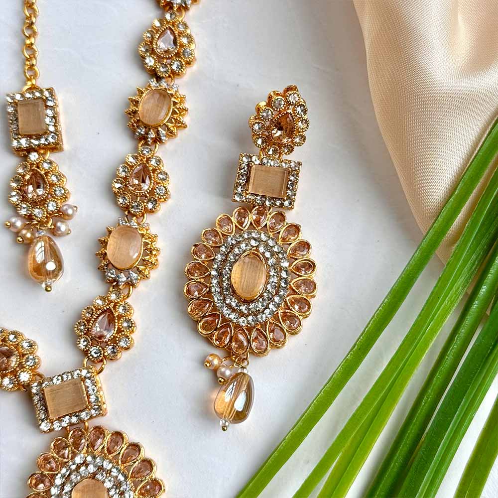 Huram Maala Set (Beige)