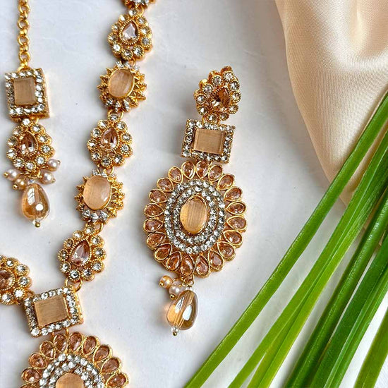 Huram Maala Set (Beige)