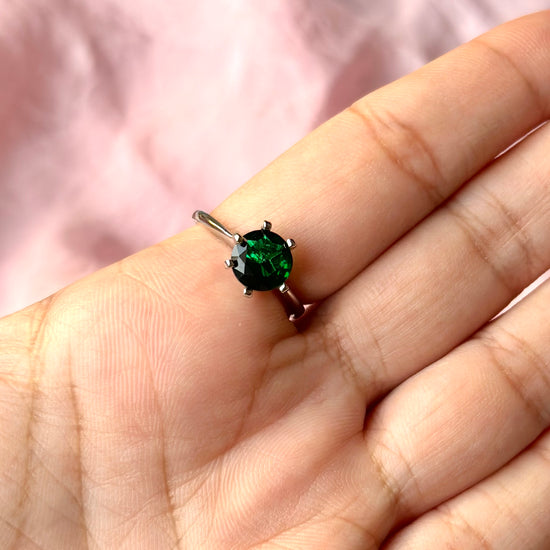 Single Stone Adjustable Ring (Green)