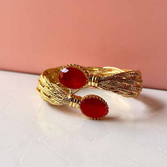 Meeram Kara Bangle (Red)