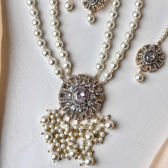 Mehreen Maala Set (Crystal)