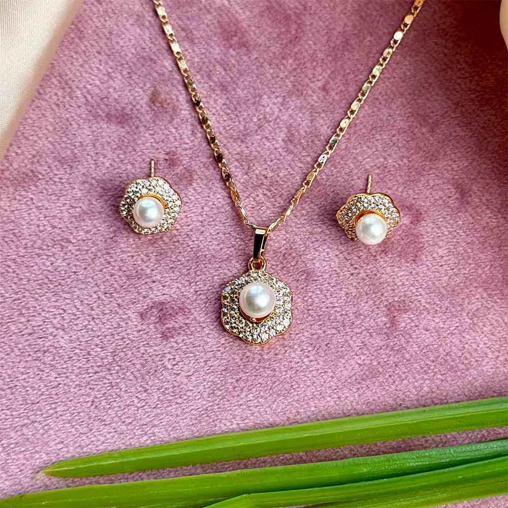 Melia Pendant Set