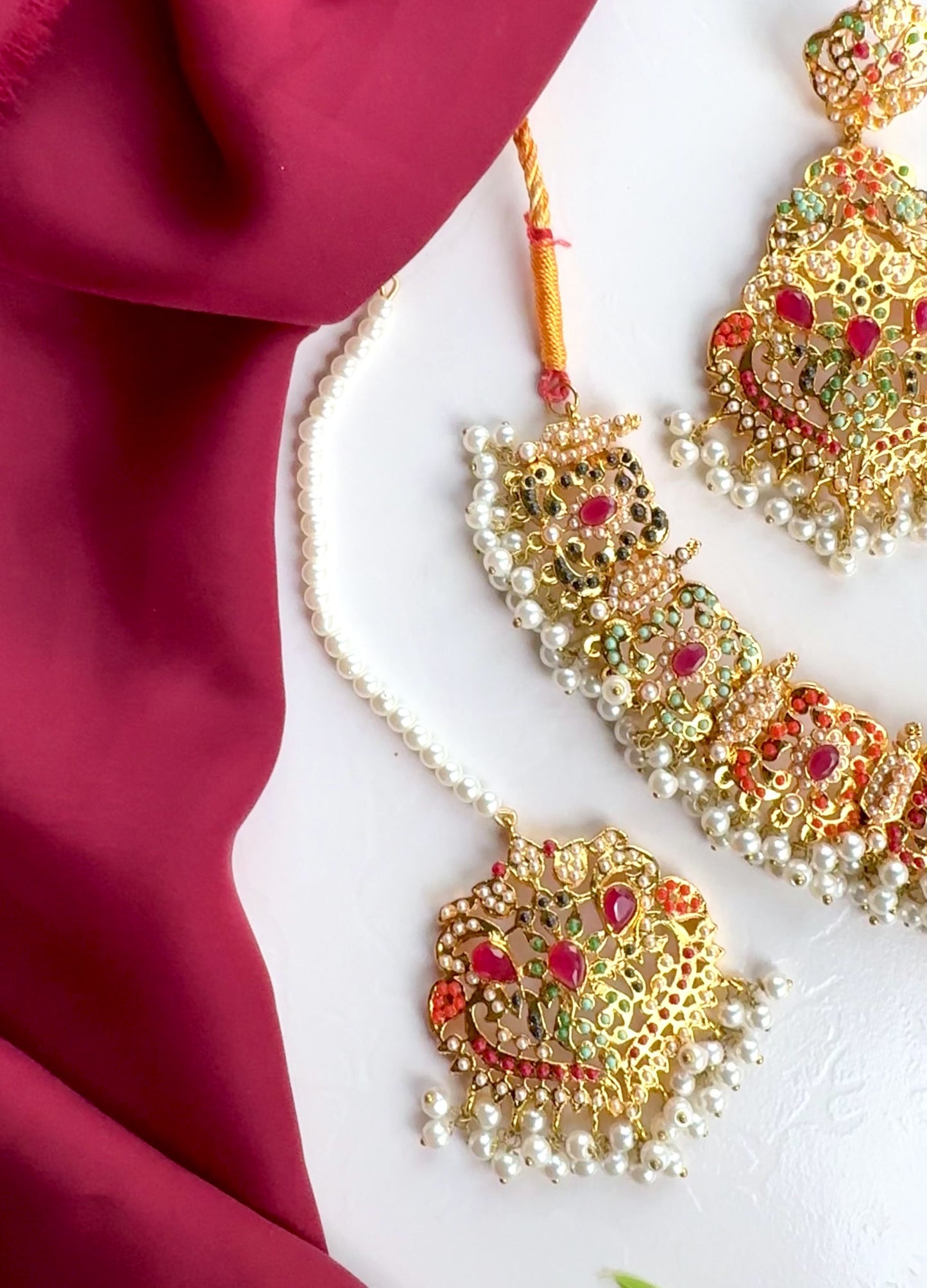 Load and play video in Gallery viewer, Nargis Bridal Set
