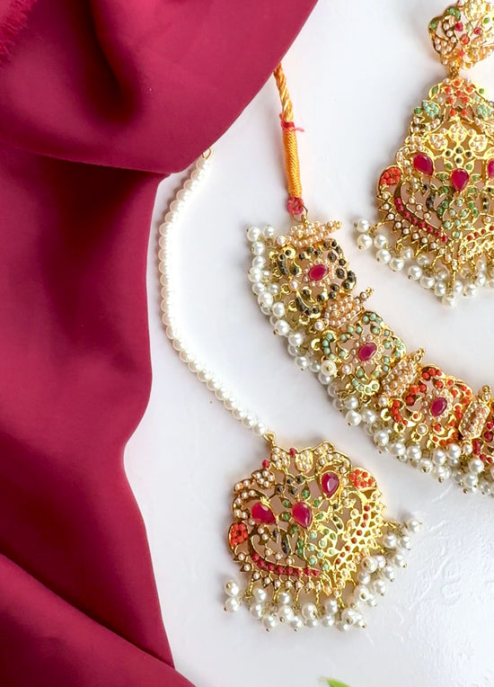 Load and play video in Gallery viewer, Nargis Bridal Set
