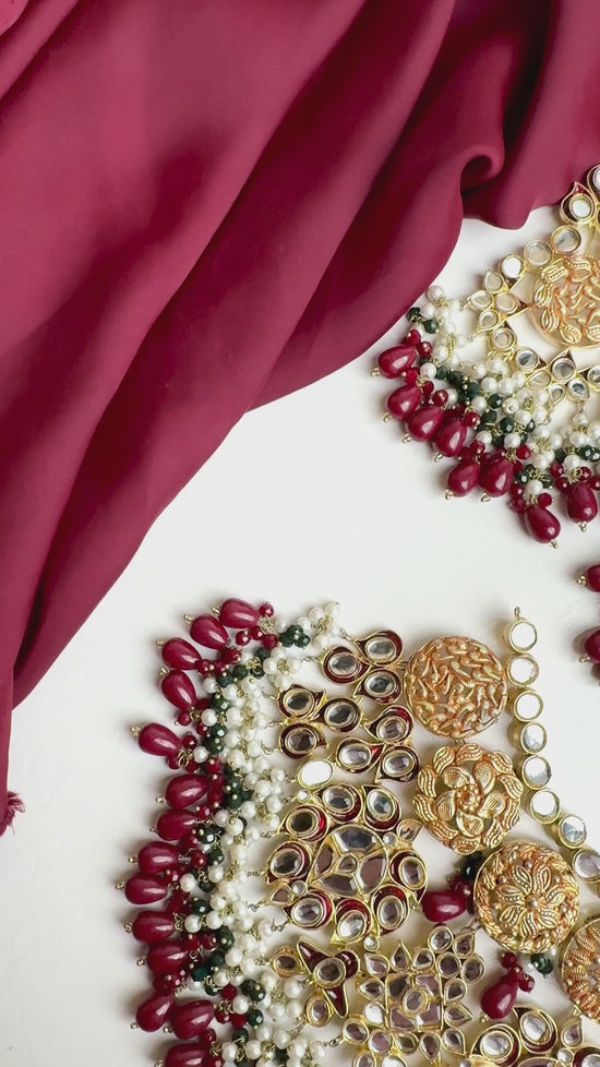 Load and play video in Gallery viewer, Yasmeen Bridal Set
